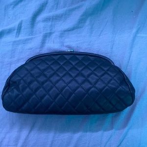 chanel clutch
